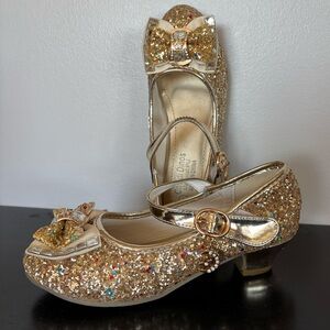 Cadidi Dinos Formal Dress Shoes Mary Jane Heels Girls 33EU 1.5-2US Gold Princess
